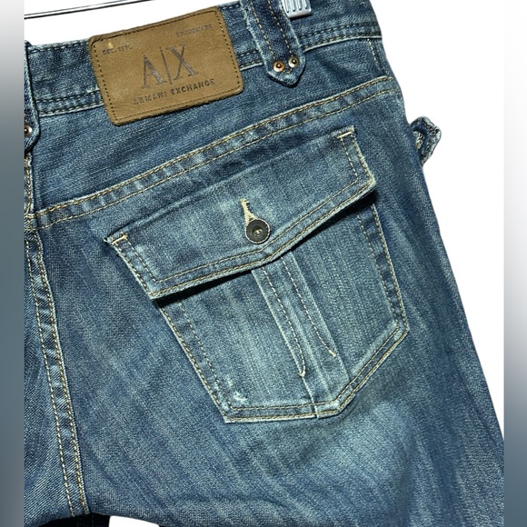 Y2K Fit Armani Exchange Distressed Straight Leg Denim W/Pocket Detail 8 Short - Picture 7 of 15